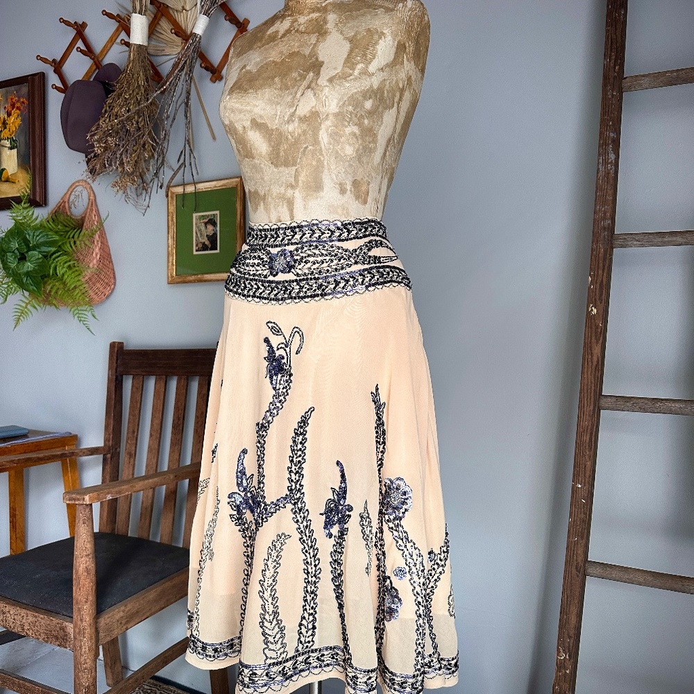 90's ANTHROPOLOGIE BASIL & MAUDE BLACK SEQUIN BEADED CHIFFON SKIRT - Picture 3 of 10